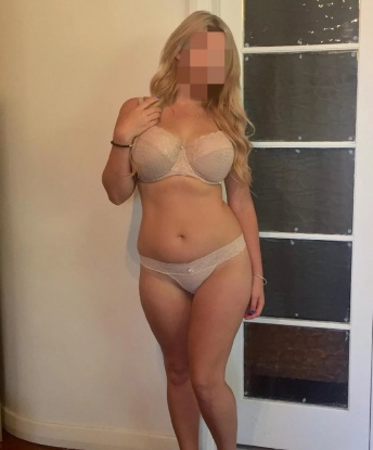 Карина, 36 лет, 4 размер груди